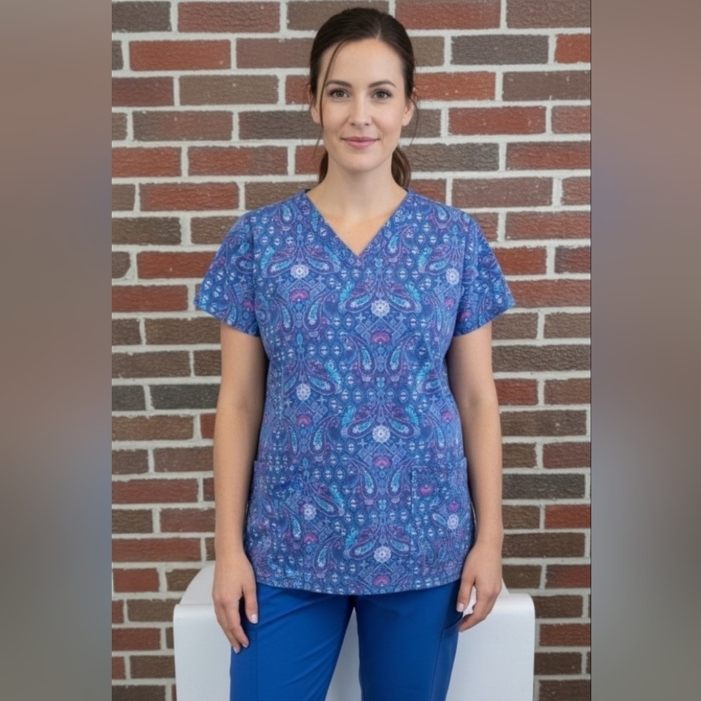 UA scrubs scrub top pit to pit 24in